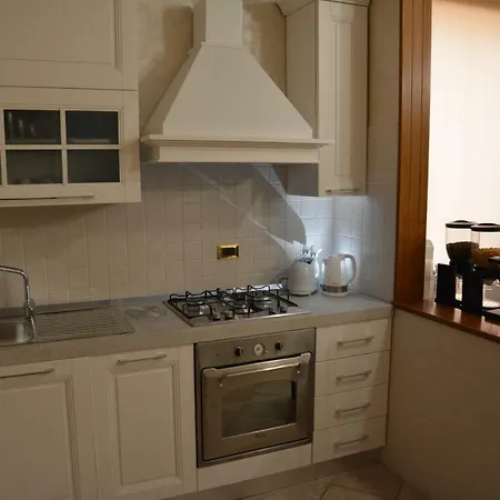 Domus Traiano Apartment *